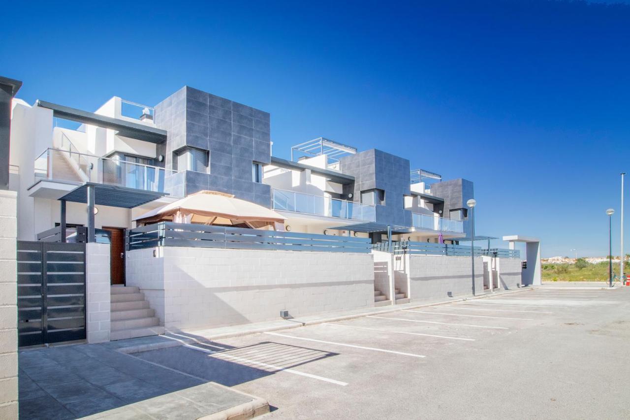 Royal Park Villa Торевиеха Екстериор снимка