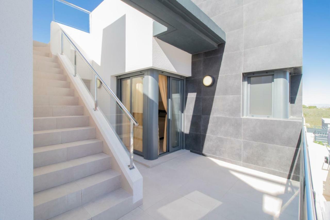 Royal Park Villa Торевиеха Екстериор снимка