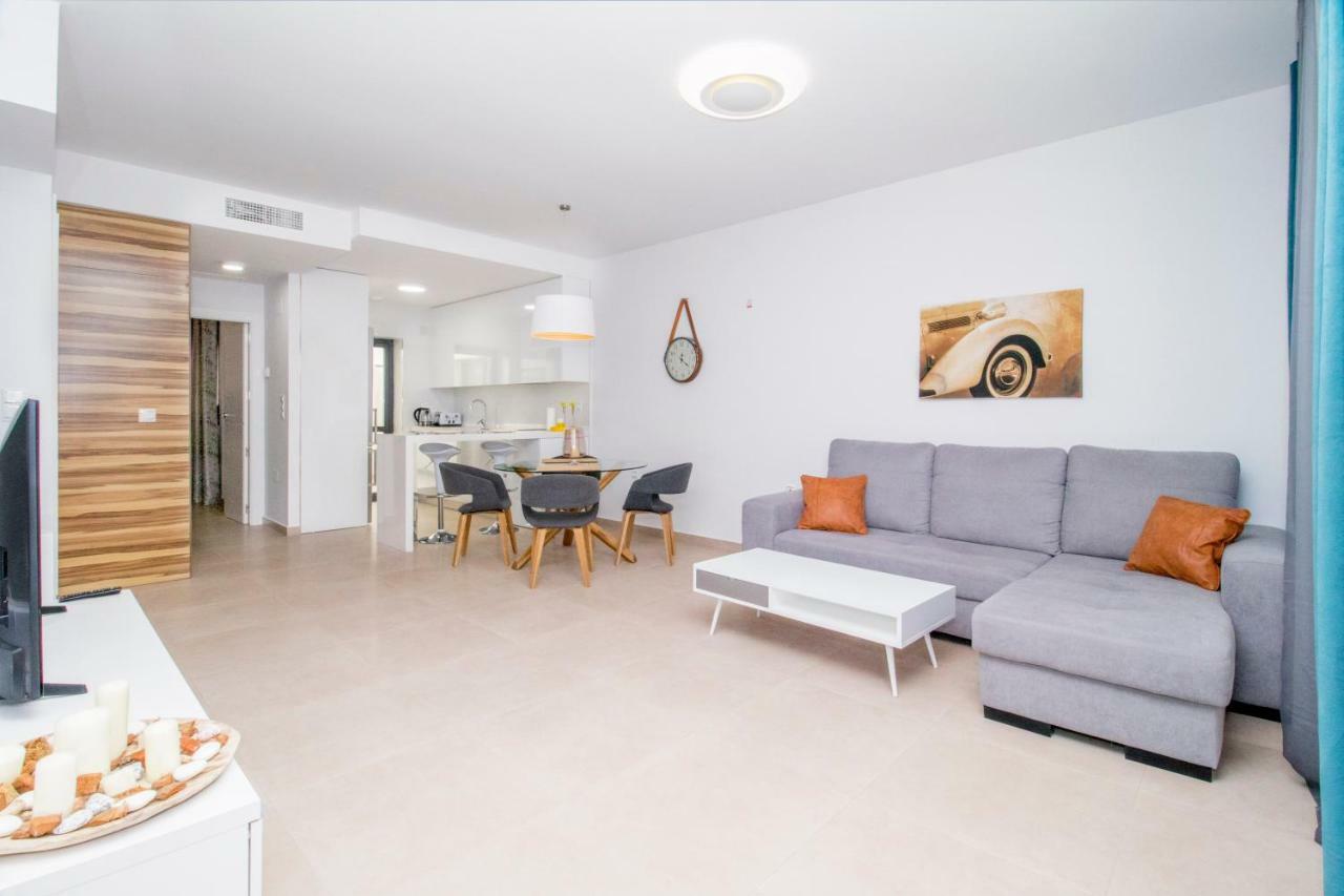 Royal Park Villa Торевиеха Екстериор снимка